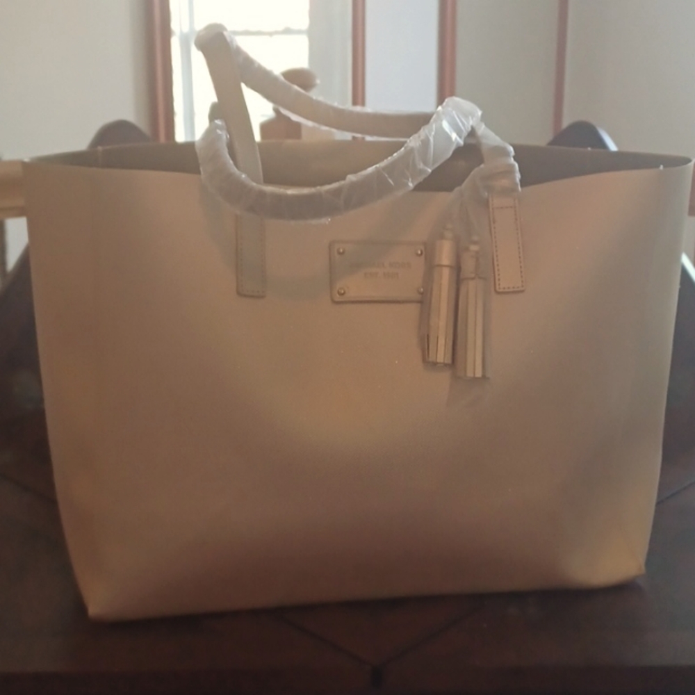Michael Kors Rosegold Open Tote Bag